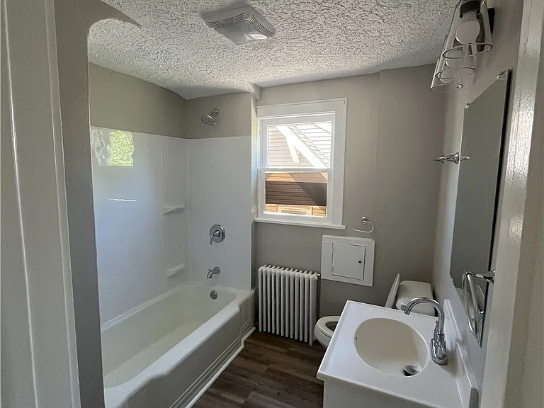 721 Polk Ave — Photo 24