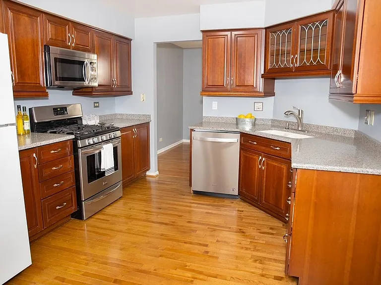 53 Stevens Dr — Photo 11