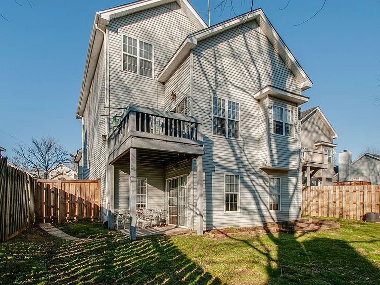 5807 Avalon Ct — Photo 25