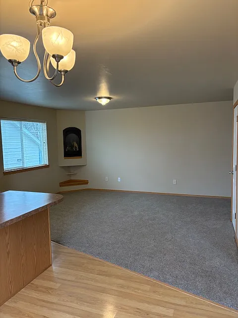 3 bed, $2,200 — Photo 3