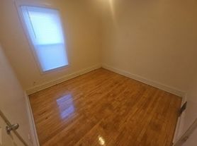 2749 N 34th St, 2749 A