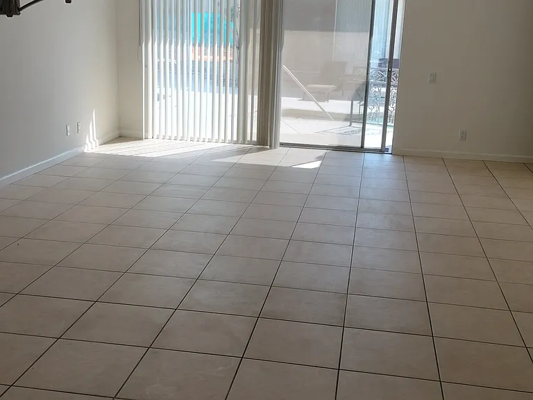 2050 S Camino Real #K — Photo 5