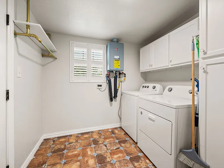3812 Bunting Ave — Photo 12