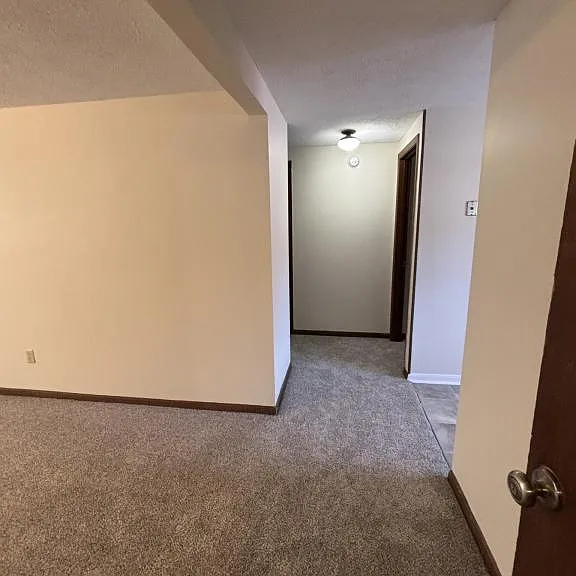 211 Dodge Dr #C2 — Photo 4