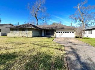 15 Ruth St, Beaumont, TX 77707