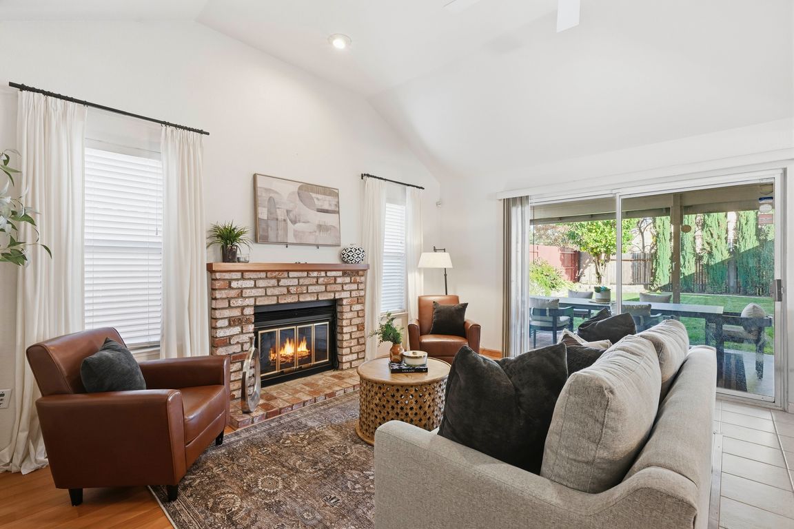 next background image