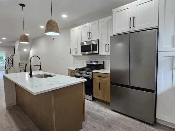 441 Cobbs Creek Pkwy, Philadelphia, PA 19143