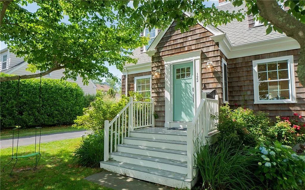 3 bed, 3.0 bath, 2516 sqft, $4,850 — Photo 1
