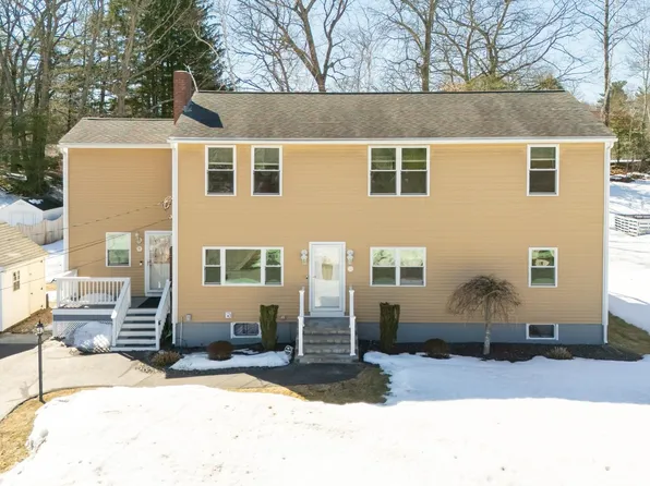 8 Ridgeview Avenue, Salem, NH 03079