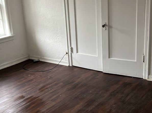 2836 Harrison Ave #22