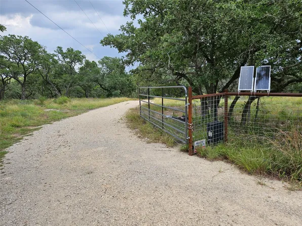 4400 Hilliard Rd, San Marcos, TX 78666