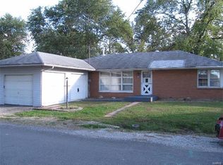 203 Virginia St, Brighton, IL 62012