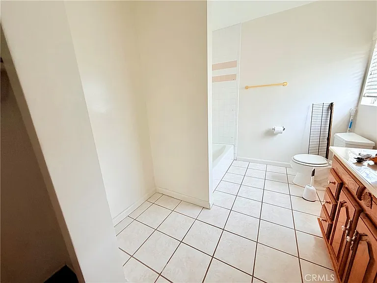 3612 Chariette Ave — Photo 5