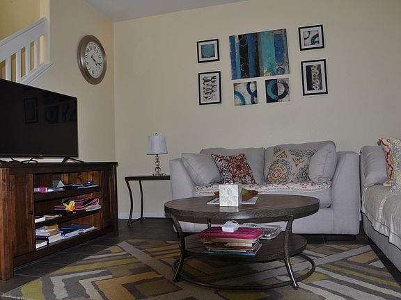 3rd image of 513 Crystal Rose Ct