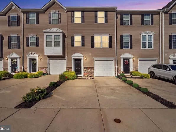 2102 E Oak Rd Unit B3, Vineland, NJ 08361