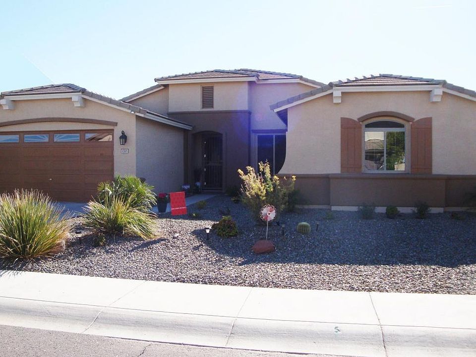 1st image of 2545 E Donato Dr