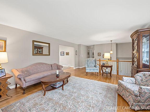 5th image of 1518 Center Ave