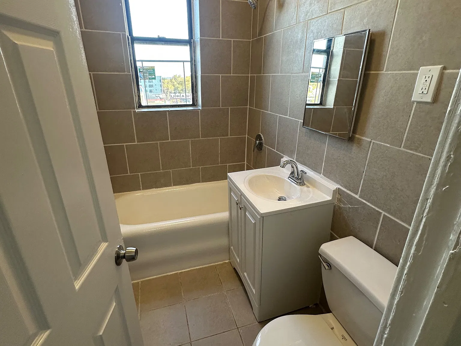 1 bed, $1,495 — Photo 4