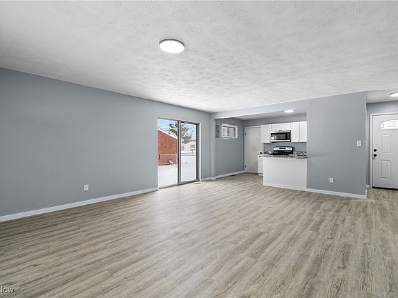 5th image of 3517 Jameson Dr