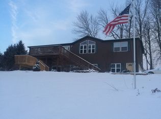 106 16th St, Potosi, WI 53820
