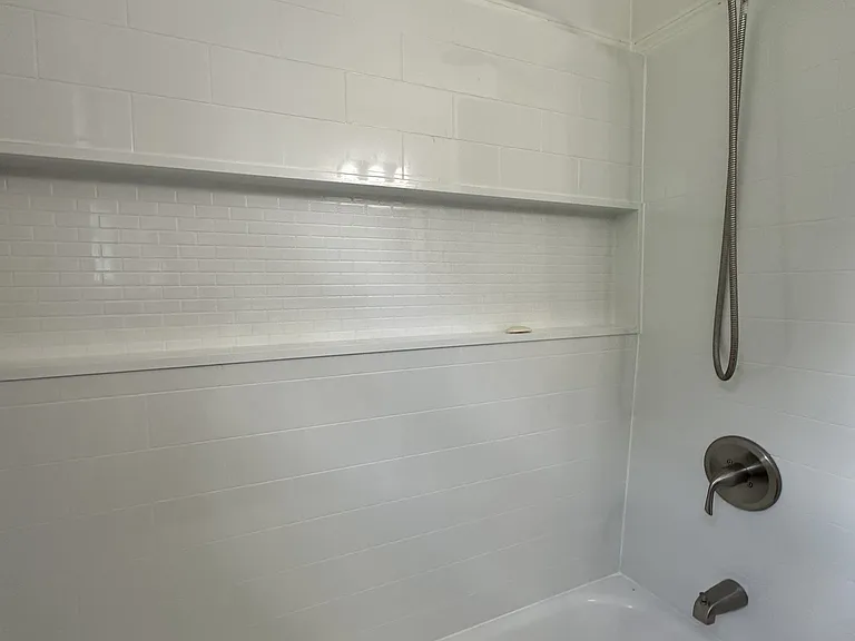 587 Anita Dr — Photo 6