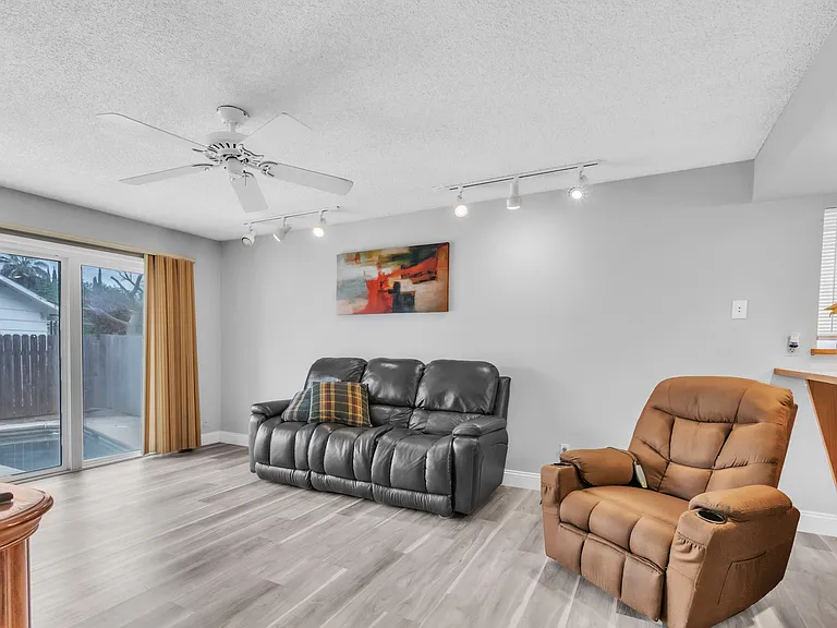 Lazy Boy reclining couch and electric recliner with heat and massage.