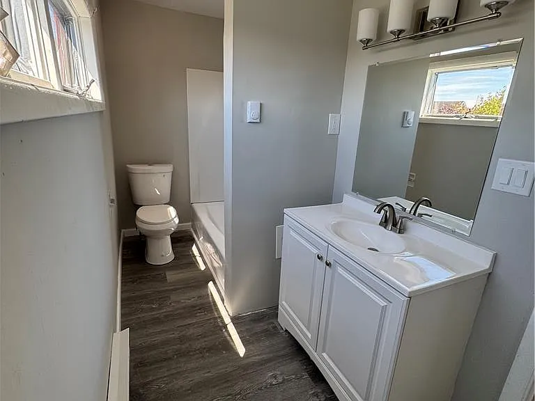 702 Walnut St #2 — Photo 7