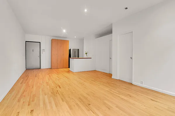 Rented by Weichert Properties - NYC | media 24