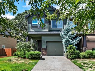 705 Oak Hollow Dr, Newberg, OR