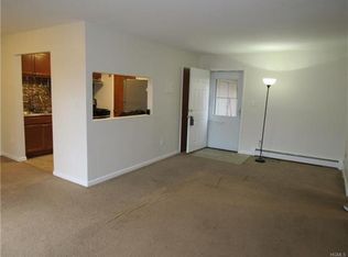 378 Concord Ln, Middletown, NY 10940