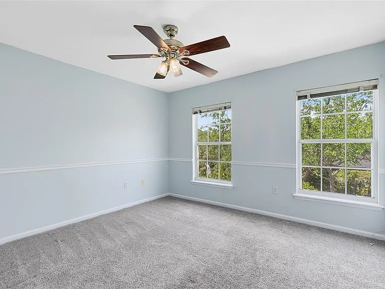 3813 Goldenglow Dr — Photo 20