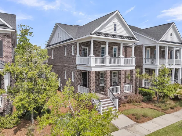 112 Brailsford St, Daniel Island, SC 29492