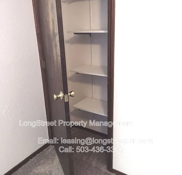 1781 SE Lilly Pl — Photo 2