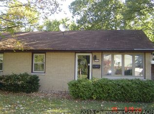 1312 Garden Hills Dr, Champaign, IL