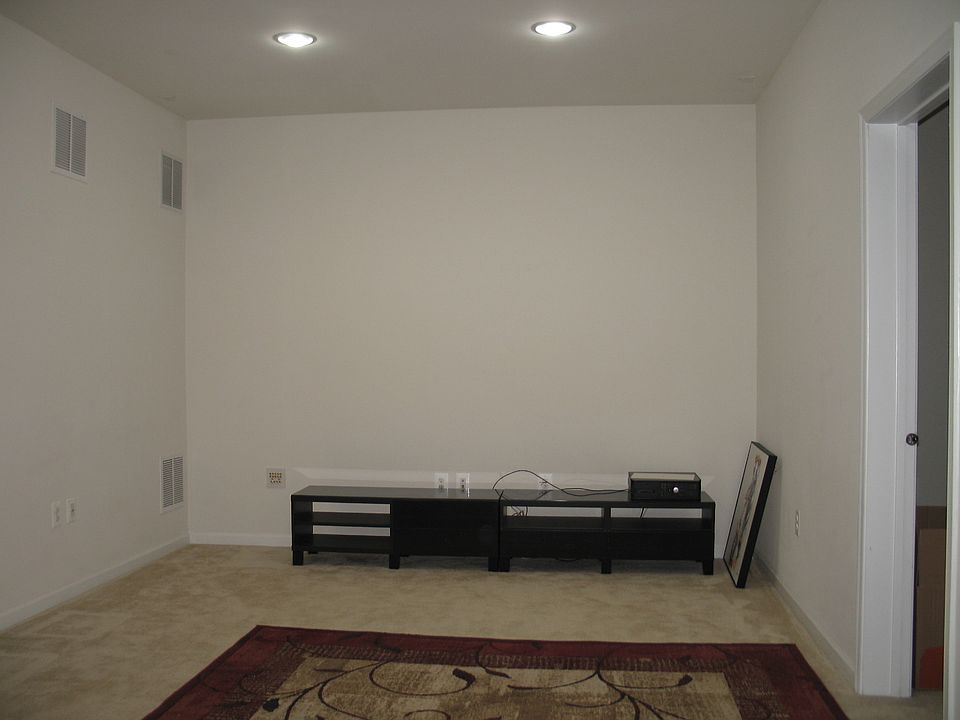1st image of 43276 Mitcham Sq #43276