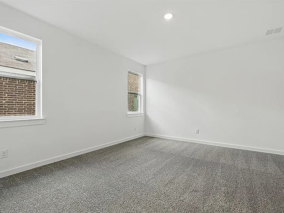 3rd image of 1117 Baker Ridge Dr