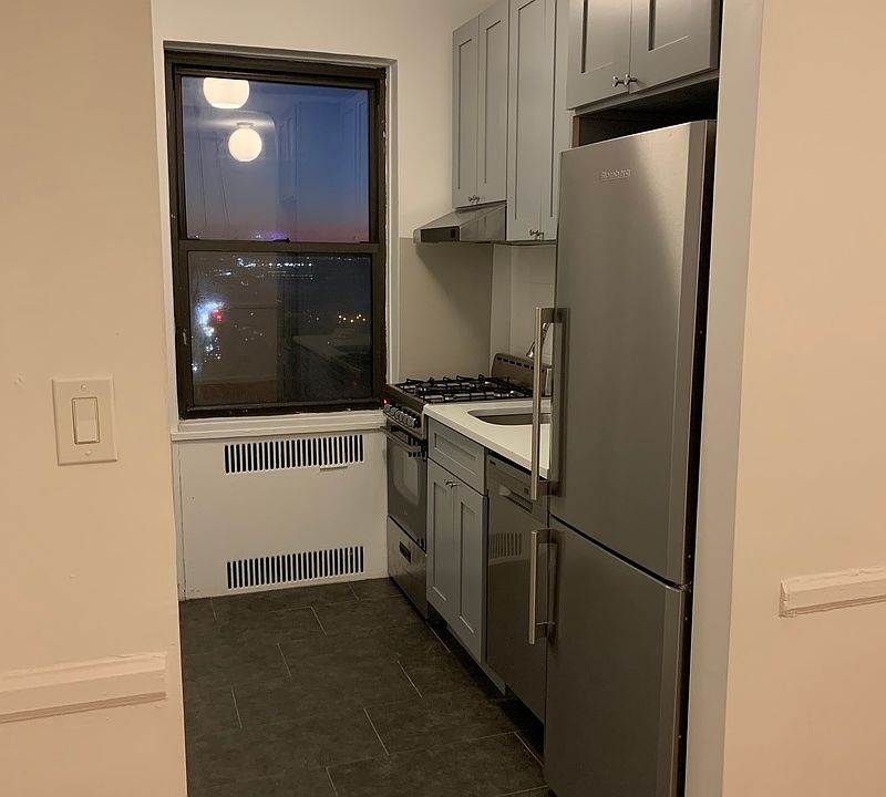1st image of 200 Haven Ave #2G2