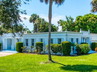 599 Seabreeze Dr, Indialantic, FL 32903
