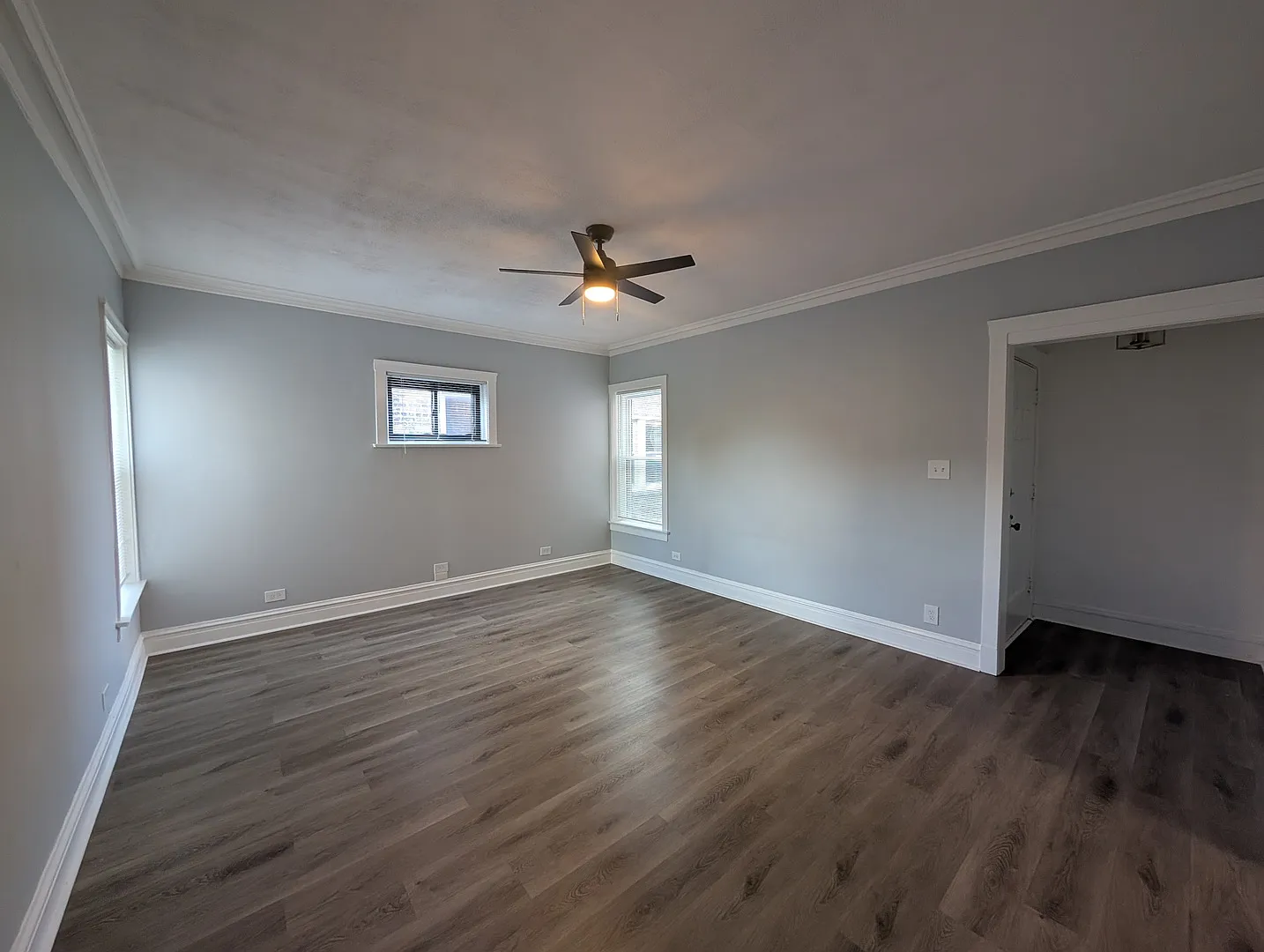 2 bed, 1200 sqft, $2,800 — Photo 4