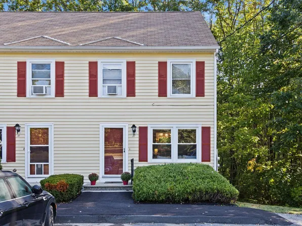 37 Powder Mill Drive #37, Kennebunk, ME 04043