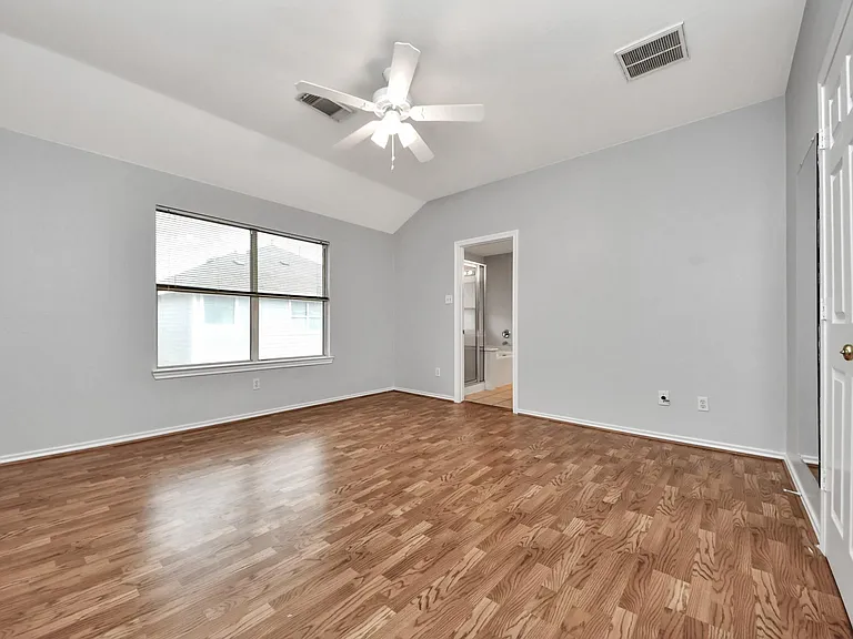 16526 Cairngrove Ln — Photo 28