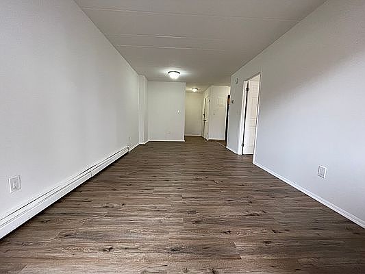 3rd image of 20-70A Steinway St #2R