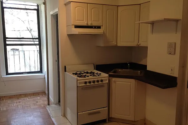 Rented by Corcoran | media 9