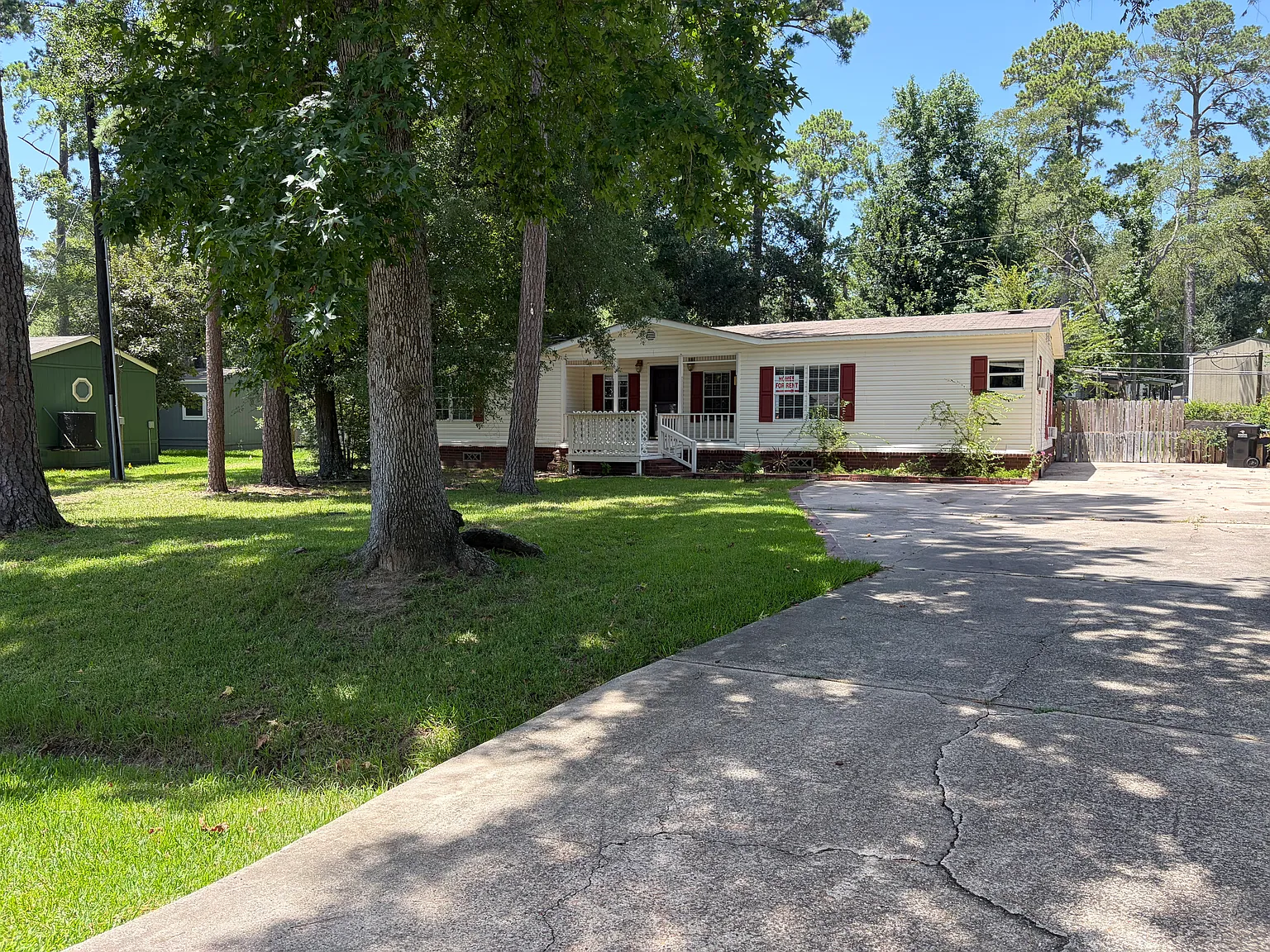 3 bed, 1800 sqft, $1,795 — Photo 3