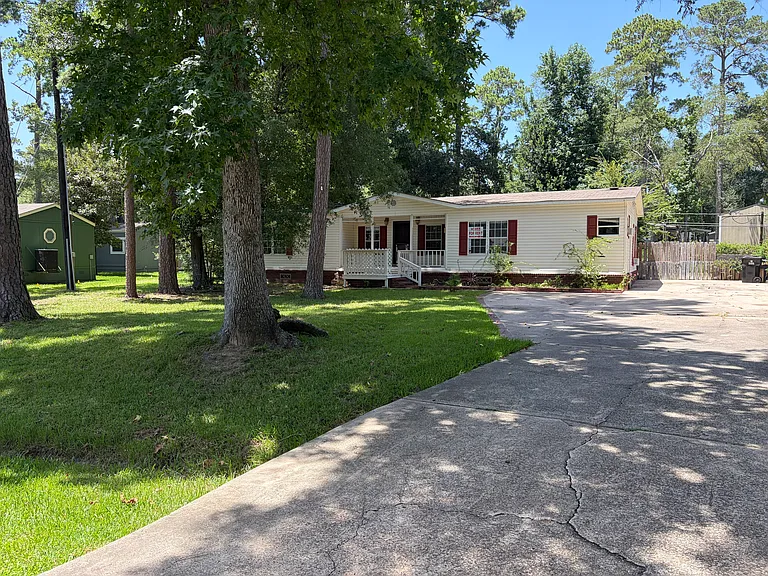 7922 Willowick Dr — Photo 3