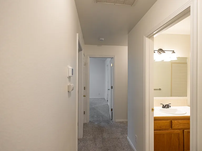 164 S Silverwood Way — Photo 18