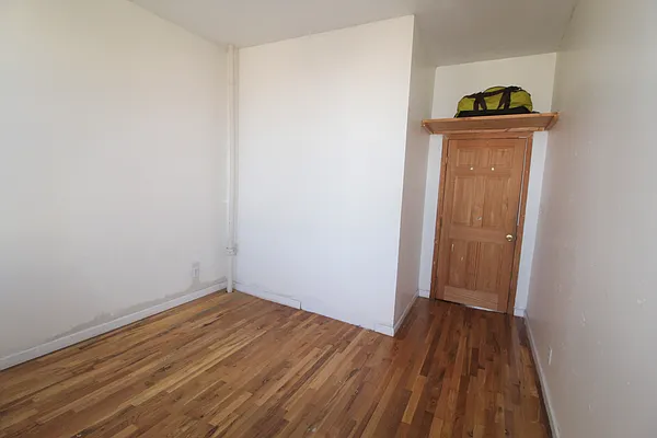 Rented by Compass | media 41