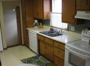 355 Bryan St, Green Bay, WI 54301