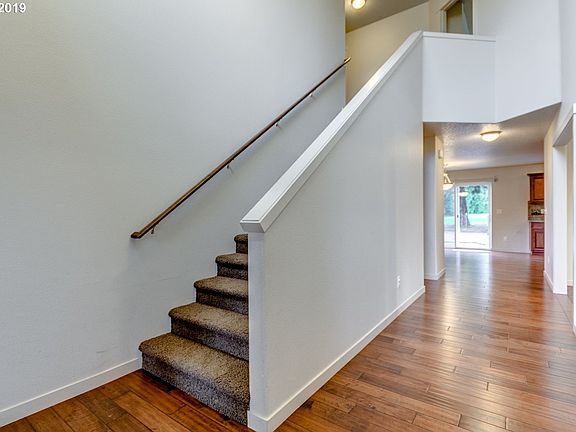 4th image of 300 NW 21st St