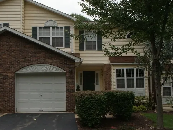 59 Butternut Dr, Wayne, NJ 07470